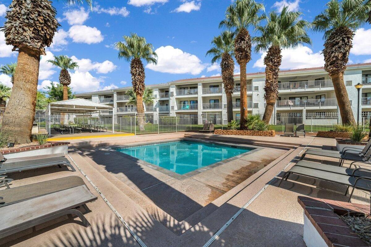 Modern Resort Condo - Pools, Courts & Scenic Views Сент-Джордж Екстер'єр фото